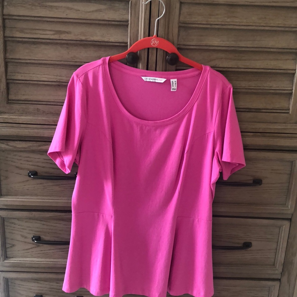 Pink size medium top